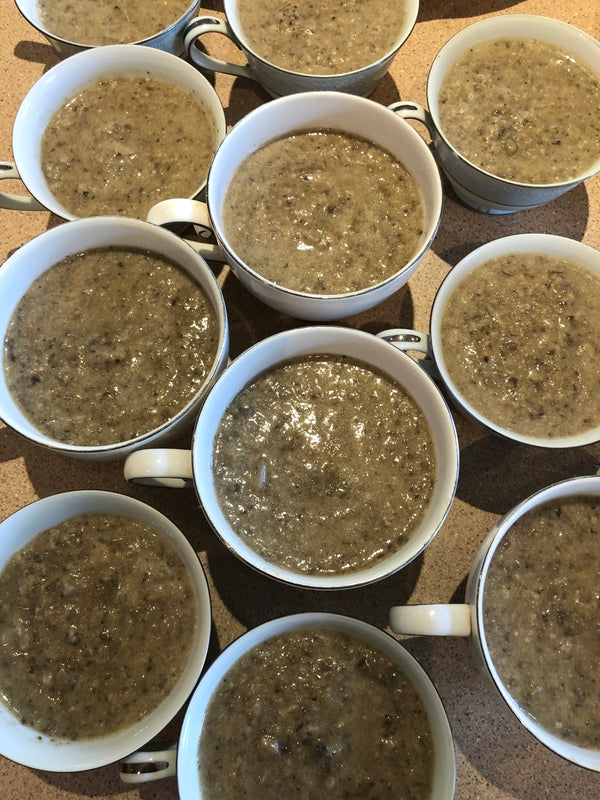Recipe for Mushroom coconut soup  with adaptogenic health benefits.