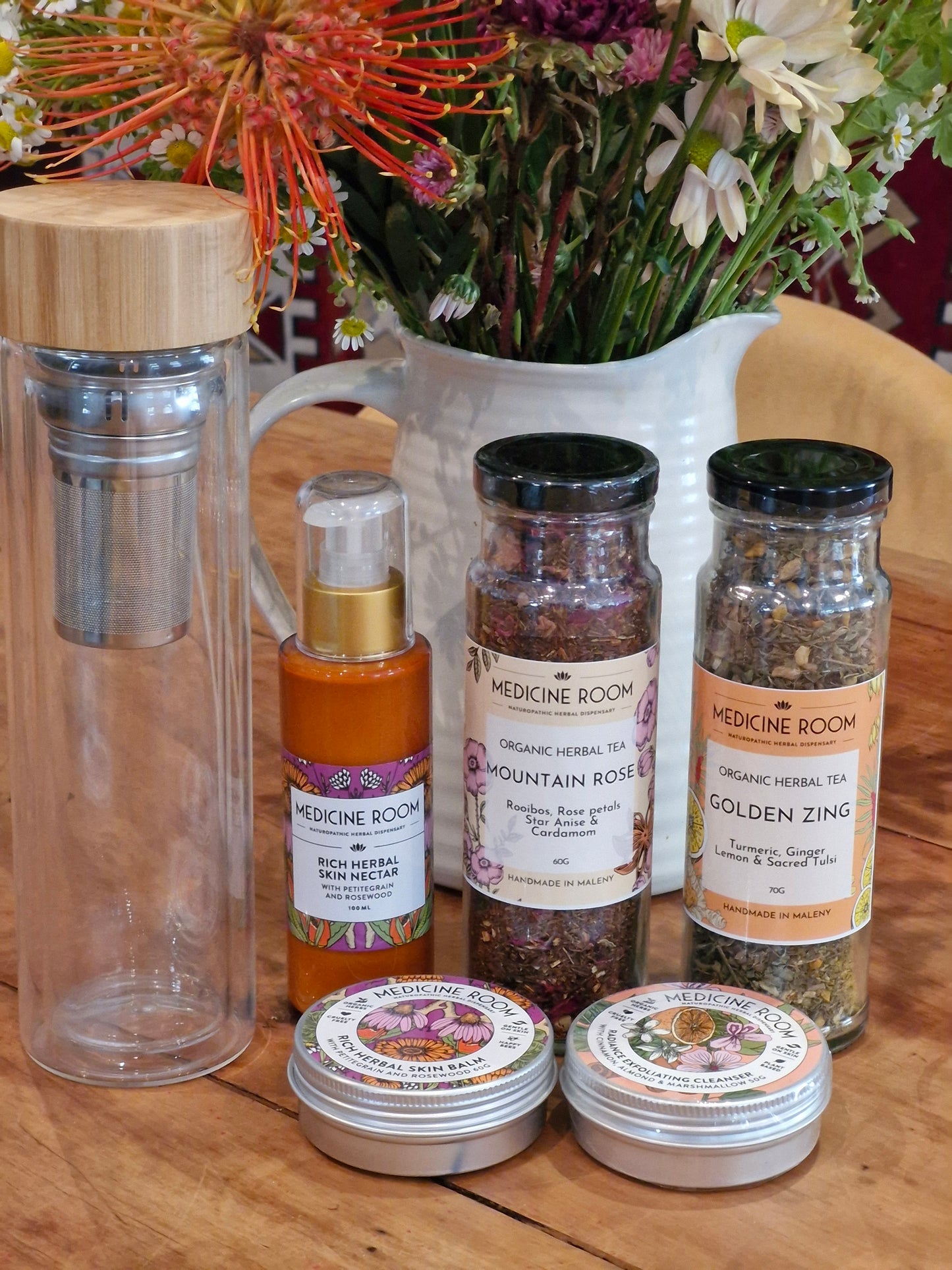 2025 Christmas Gift Box Offer